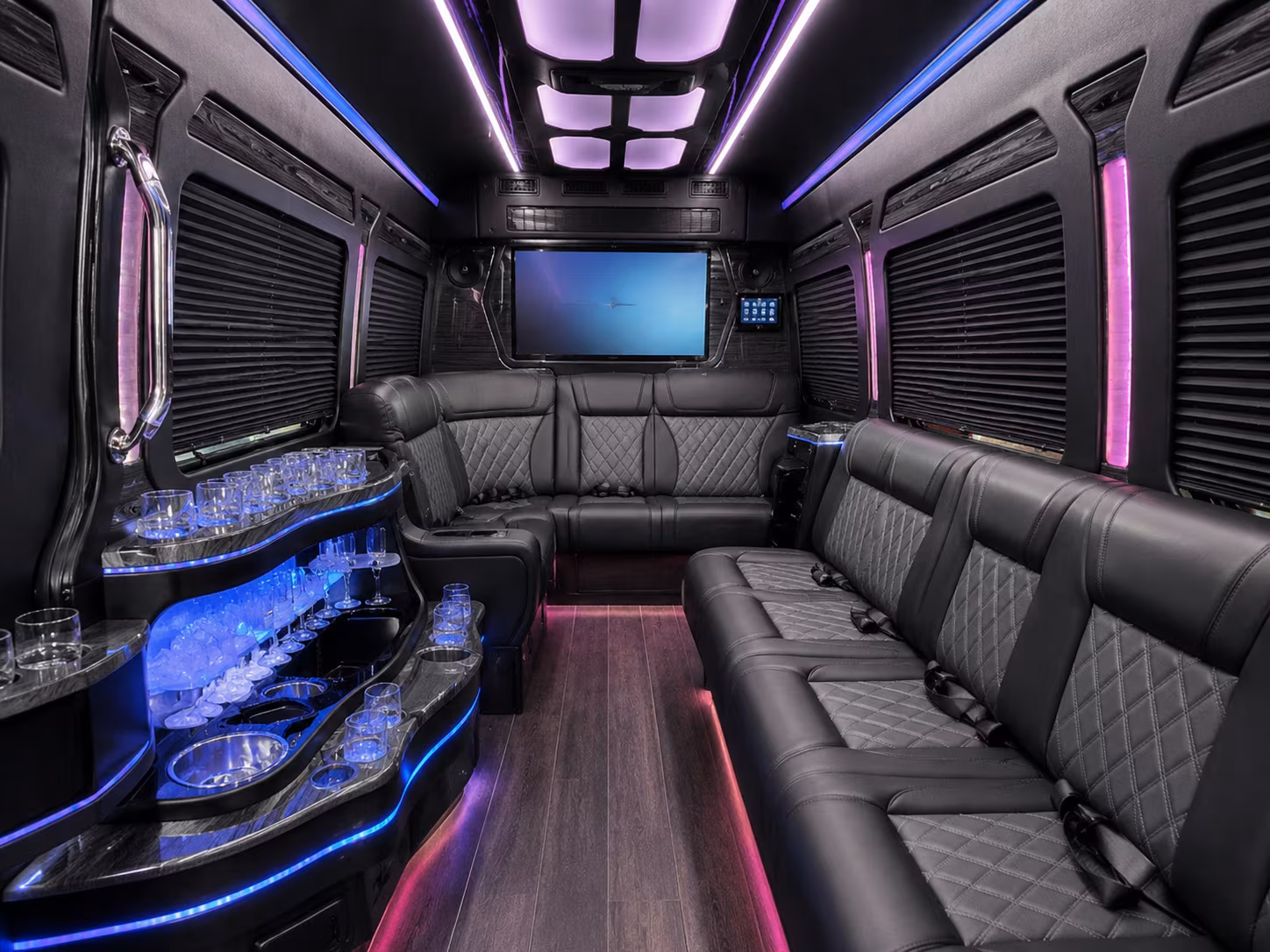 buses for alternating currents and multi venue music nights in davenport