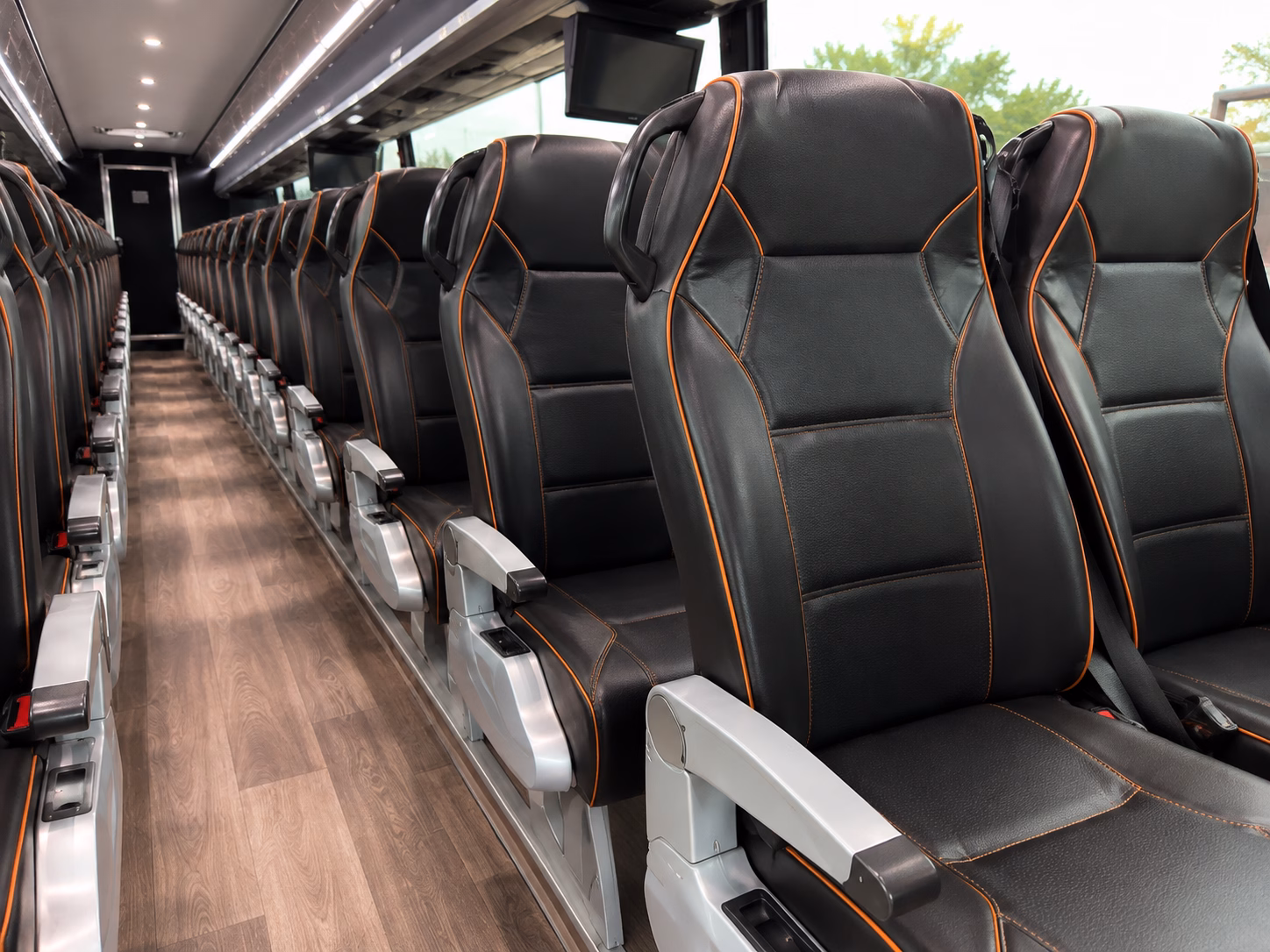charter buses to river bandits games at modern woodmen park