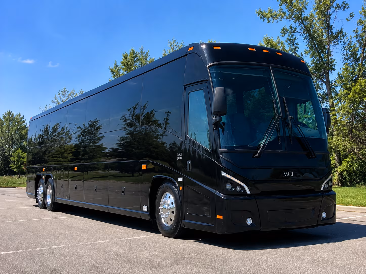 charter buses to university of iowa hawkeyes games in iowa city