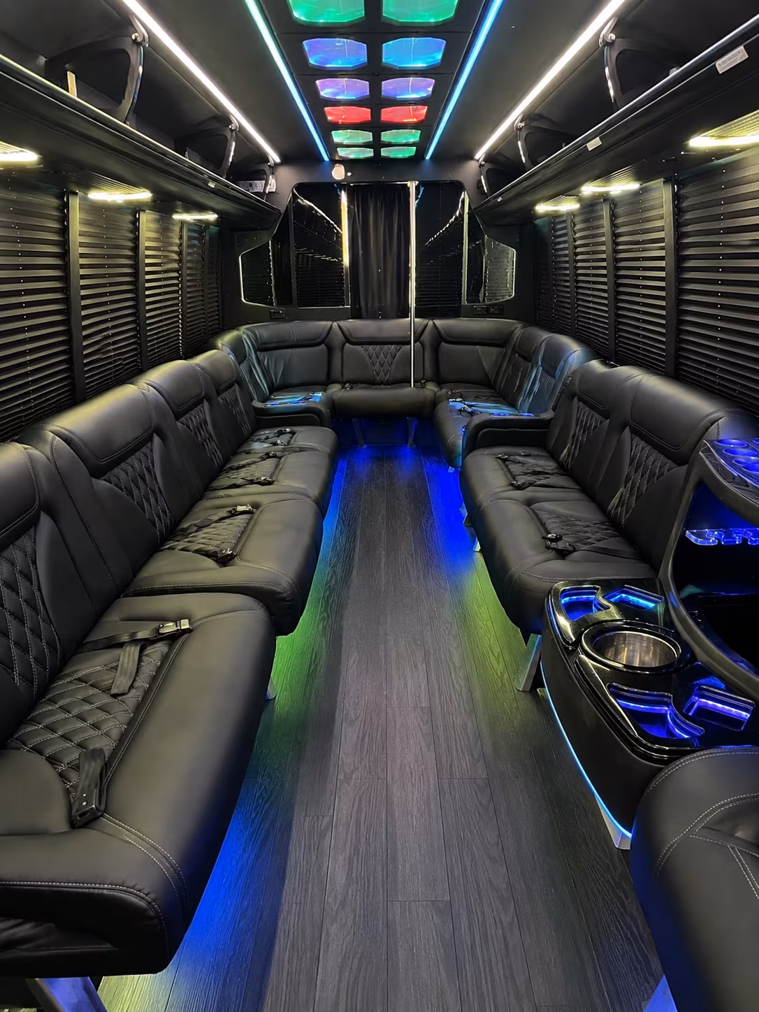 davenport 20 passenger party bus interior