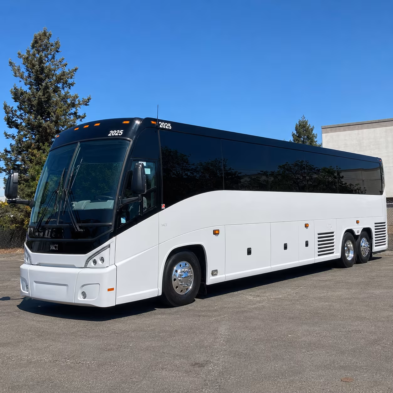 weekly worship shuttle buses for davenport congregations